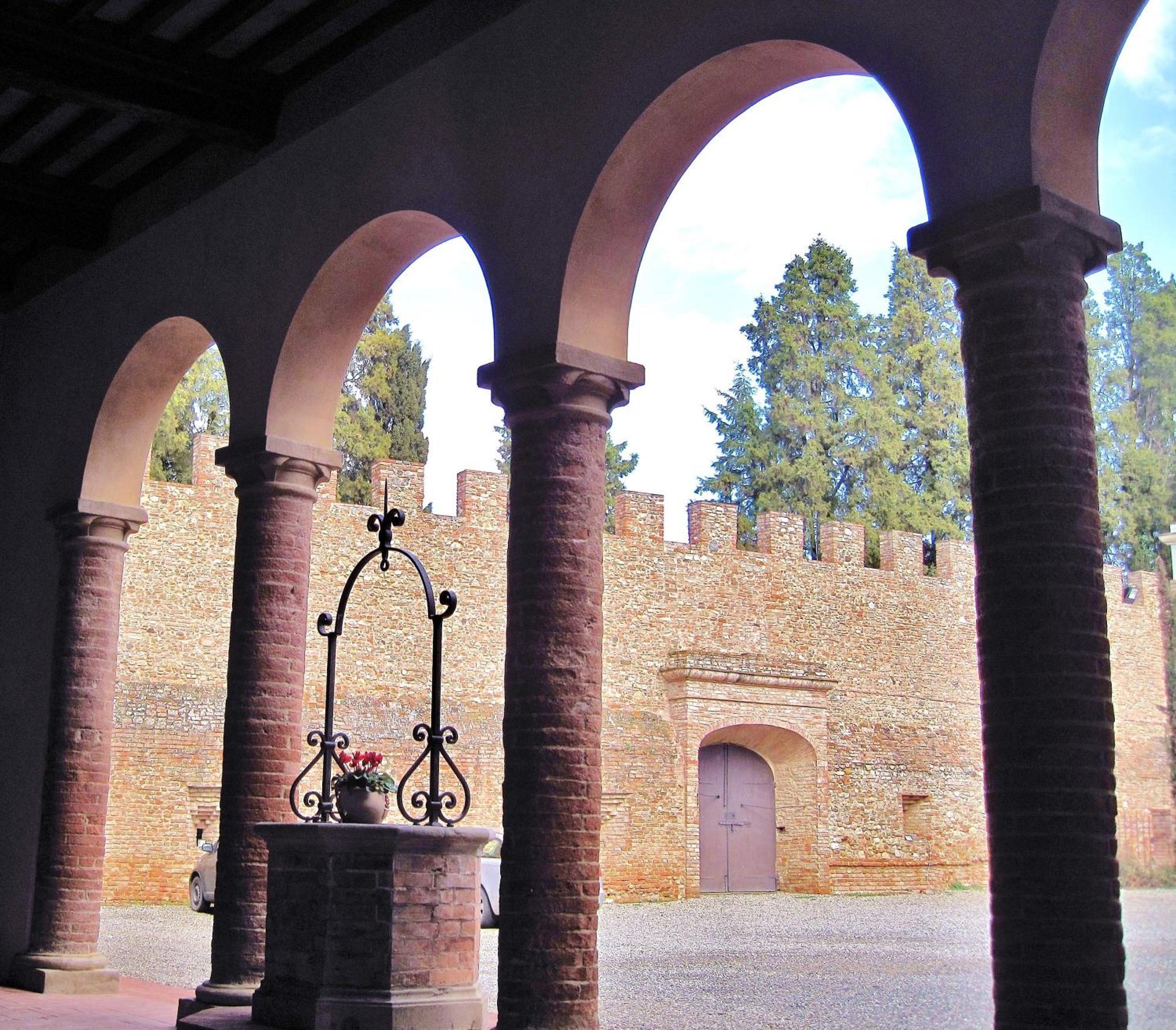 Palazzo Stiozzi Ridolfi Apartment Certaldo Exterior photo